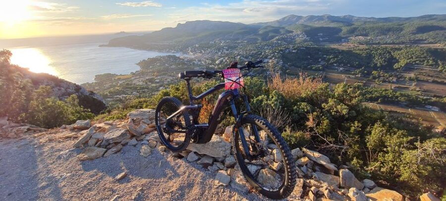 Calanques National Park: E-Mountain Bike With Virtual Guide