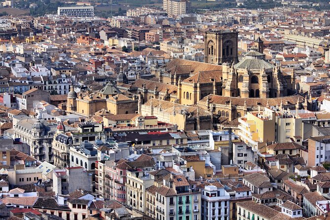 Cathedral and Royal Chapel and Alhambra and Generalife Grupo Premium