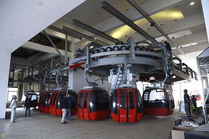 Chandragiri Hills Tour by Cable Car Ride With Lunch From Kathmandu