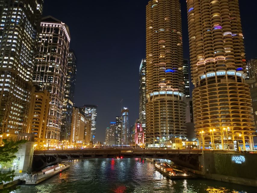 1 chicago 90 minute river and lakefront cruise at night Chicago: 90-Minute River and Lakefront Cruise at Night
