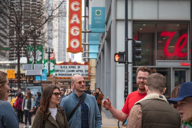 Chicago City Tour by L Train- Small Group Tour