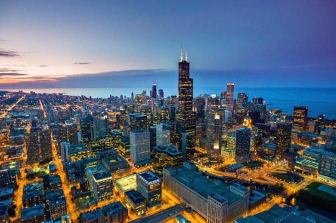 Chicago Small-Group Night Tour With Skydeck and Boat Cruise