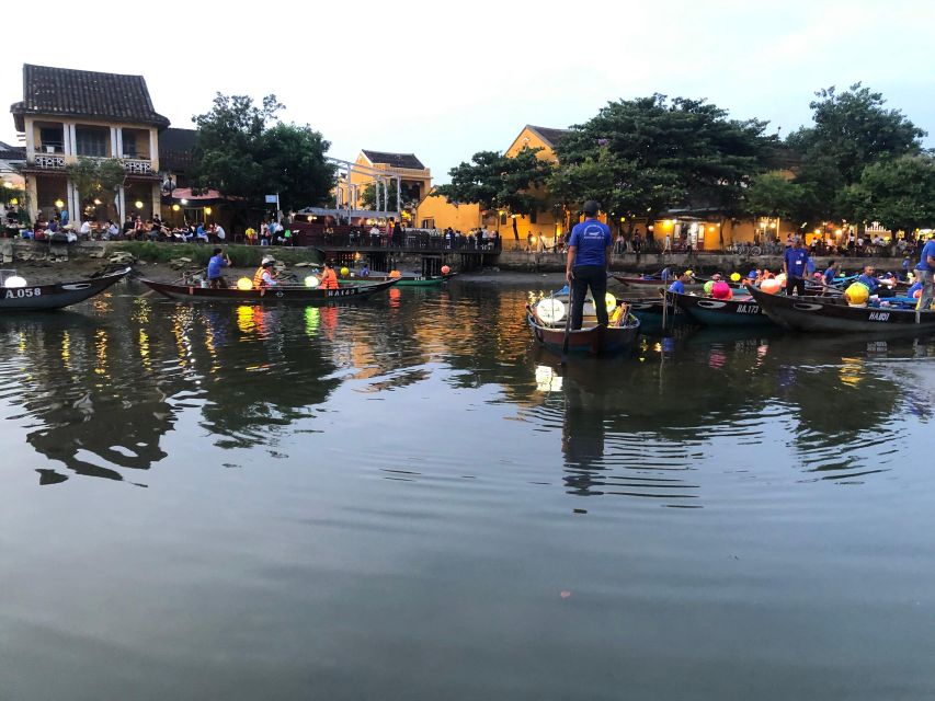 1 coconut jungle hoi an city boat ride release flower lantern Coconut Jungle-Hoi An City-Boat Ride &Release Flower Lantern