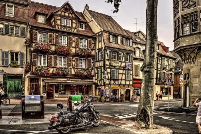 Colmar: Private Guided Walking Tour of the City Center