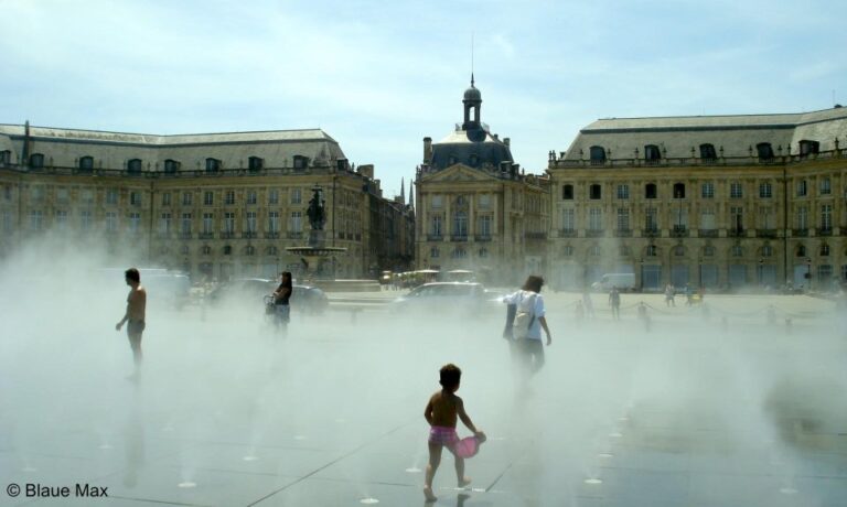 Contemporary Architecture in Bordeaux City Center!