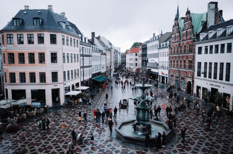 Copenhagen: Tour With Private Guide