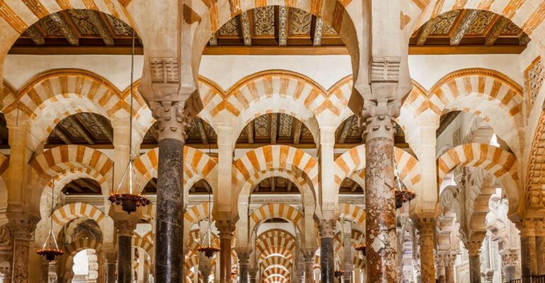 Córdoba: 2-Hour Private Mosque & Jewish Quarter Tour