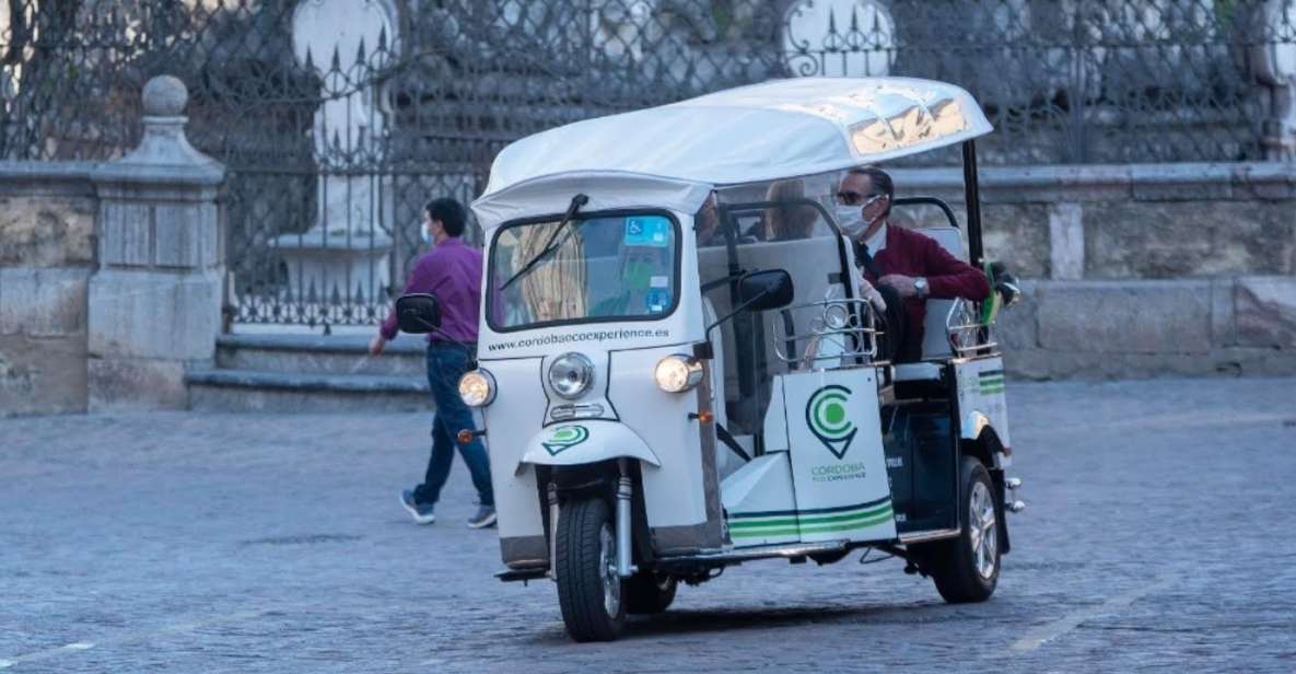 Córdoba: Guided City Tour by Tuk-Tuk