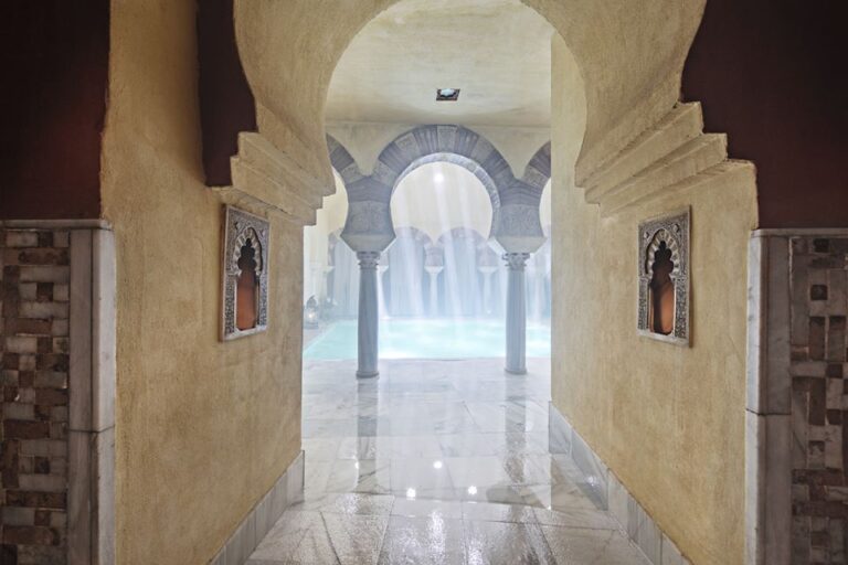 Cordoba: Hammam Al Andalus Entry Ticket With Optional Massage