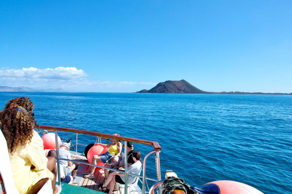 1 corralejo roundtrip ferry to lobos island with entry pass Corralejo: Roundtrip Ferry to Lobos Island With Entry Pass