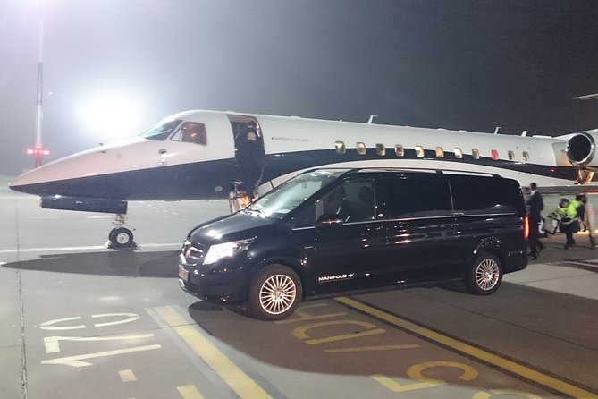 Cracow to Airport Transfer by Minivan