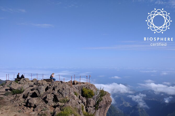 Cristo Rei, Arieiro Peak and Santo Da Serra 4×4 Experience