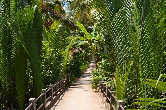 Cycling Mekong Delta Ben Tre 2days