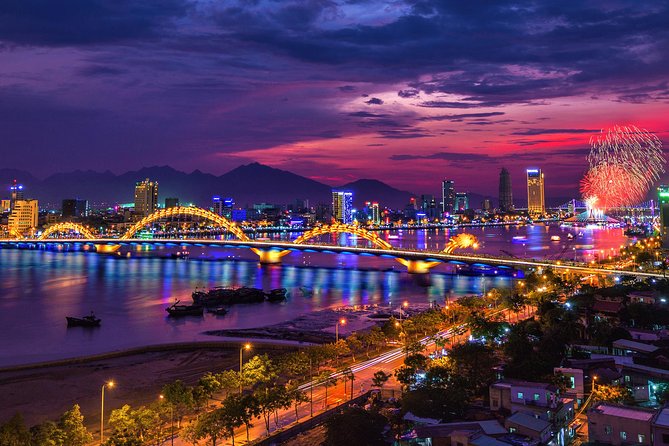 Da Nang by Night From Hoi An: Seafood Dinner, Night Market and Cruise Trip