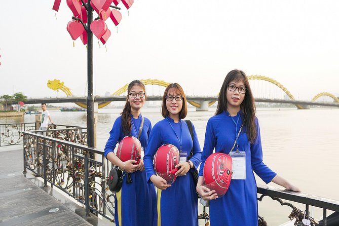 Da Nang Food Tour By Motorbike With Aodai Lady Rider