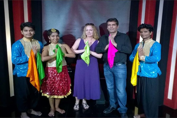 Dance Class in Delhi: Learn to Dance Like a Bollywood Star