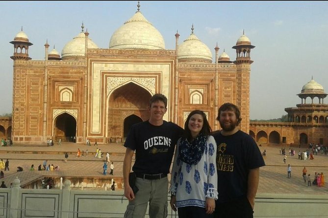 Delhi Day Tours With Lunch, Monument Entrance and Rickshaw Ride