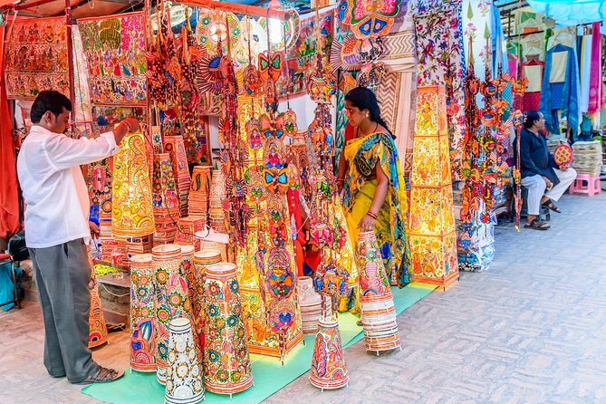 Delhi Flea and Street Markets Tour