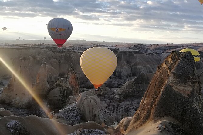 1 deluxe hot air balloon tour in cappadocia Deluxe Hot Air Balloon Tour in Cappadocia