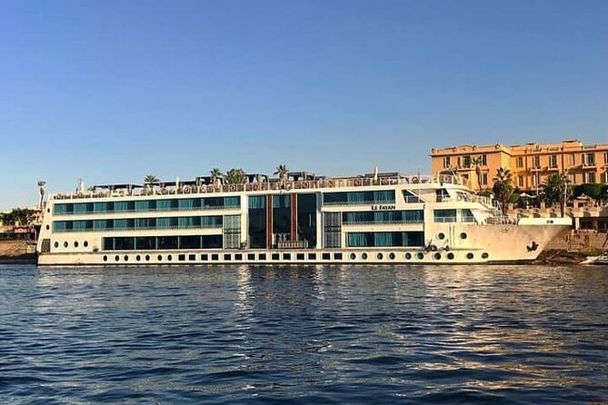 DELUXE Nile Cruise From Luxor to Aswan and Abusimbel Tour