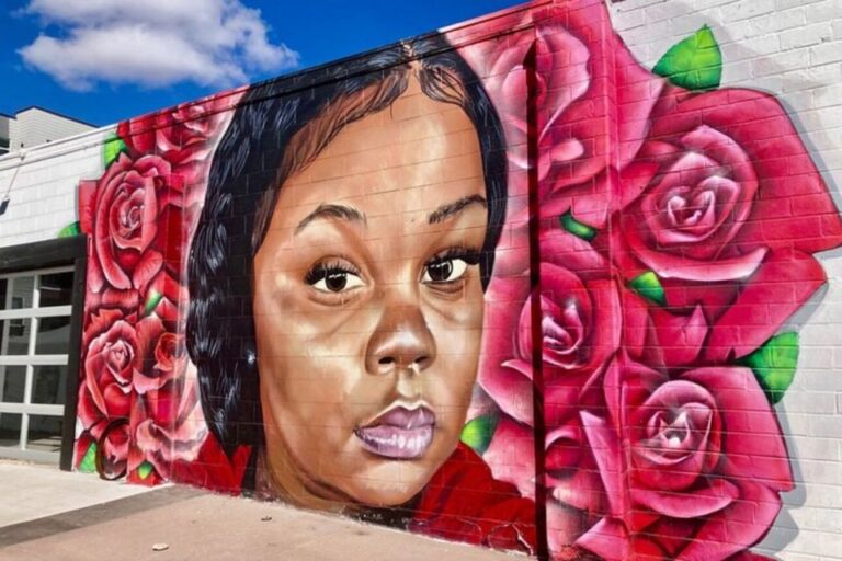 Denver’s Famous Street Art & Murals Unplugged Tour