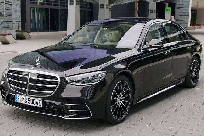 1 departure by luxury car from london city to london lcy airport Departure by Luxury Car From London City to London LCY Airport