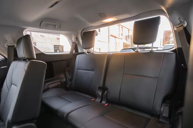 1 departure private transfer bangkok to bangkok airport bkk or dmk by business mpv Departure Private Transfer Bangkok to Bangkok Airport BKK or DMK by Business MPV