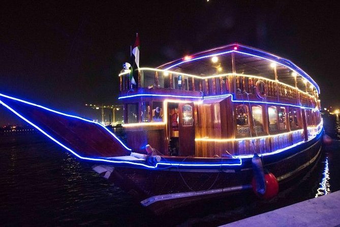 Dhow Cruise Dinner on Dubai Creek - Inclusions and Amenities