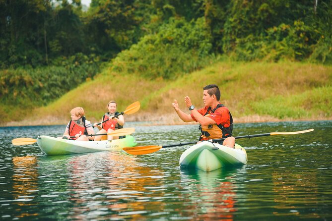Discover the Beauty of Arenal Lake on a Guided Kayaking Tour