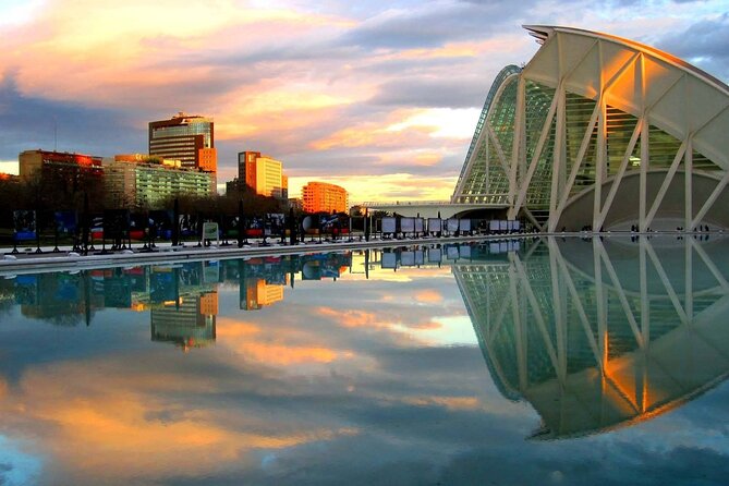 Discover Valencia’s Romantic Side On Foot