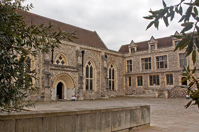 Discover Winchester and Southampton Medieval Cities on a Private Tour