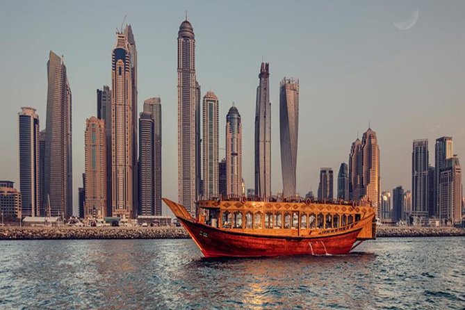 Dubai Marina Sightseeing Dhow Cruise Dinner