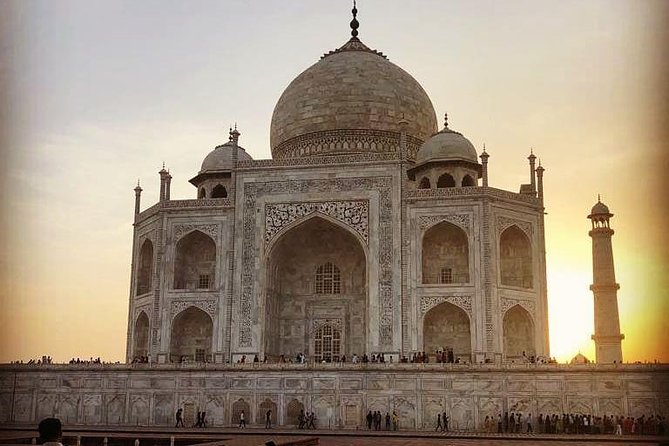 Early Morning Taj Mahal & Agra Fort Same Day Return Experience From Delhi