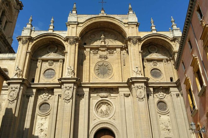 Enchanting Granada: A Self-Guided Audio Tour