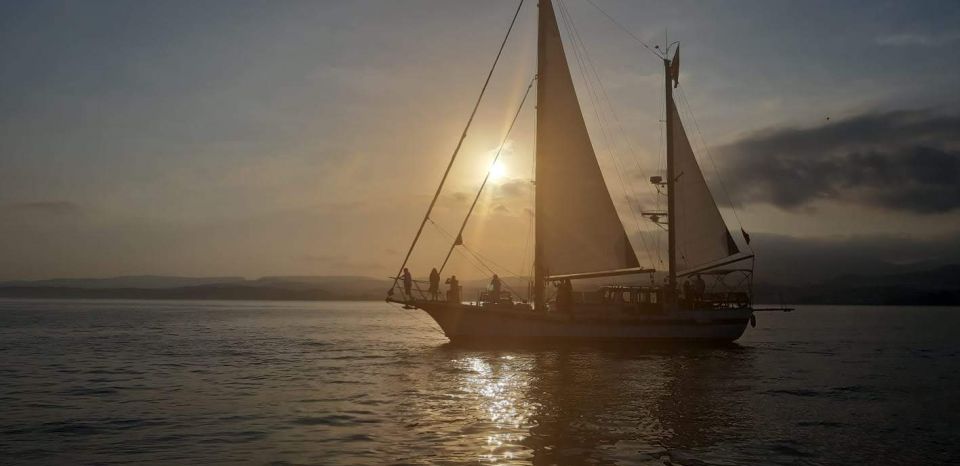 1 estepona sunset sailboat cruise with drink Estepona: Sunset Sailboat Cruise With Drink