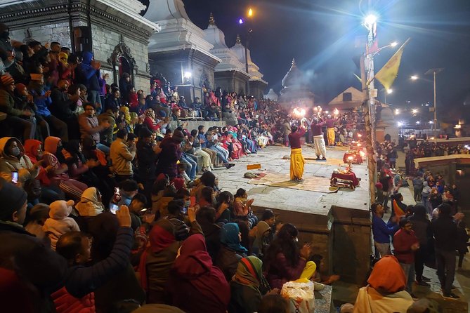 Evening Aarati Pooja at Pashupatinath Temple in Kathmandu