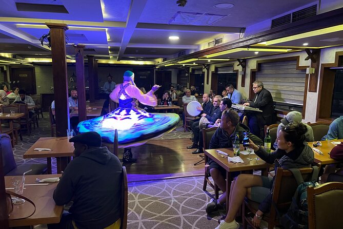 Evening Dinner Nile Cruise in Cairo With Private Transport