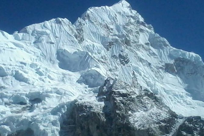 Everest Base Camp Trek – Hiking to Mt Everest