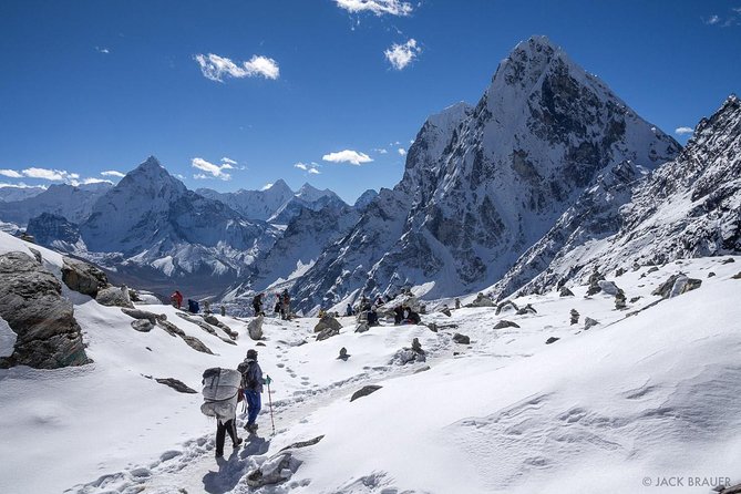 1 everest chola pass trek Everest Chola Pass Trek