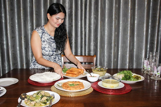 Experience Thai Cuisine in a Lovely Bangkok Home