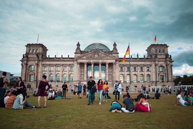 Explore Berlin Wall to Reichstag and Brandenburg Gate Tour
