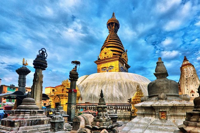 Explore Swayambhunath Stupa, Pashupatinath Temple and Bhaktapur Durbar Square