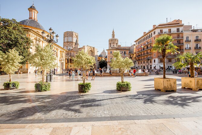 Explore Valencia in 1 Hour With a Local