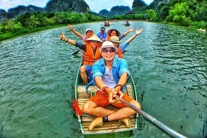 1 exploring bai dinh pagoda trang an mua cave with buffet lunch 1 day from hanoi Exploring Bai Dinh Pagoda -Trang an -Mua Cave With Buffet Lunch 1 Day From Hanoi