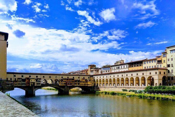 Exploring Florence and Its Ancient and Artistic Squares.