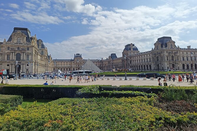 Fast-Access Best of Louvre Museum Private Guided Tour in Paris