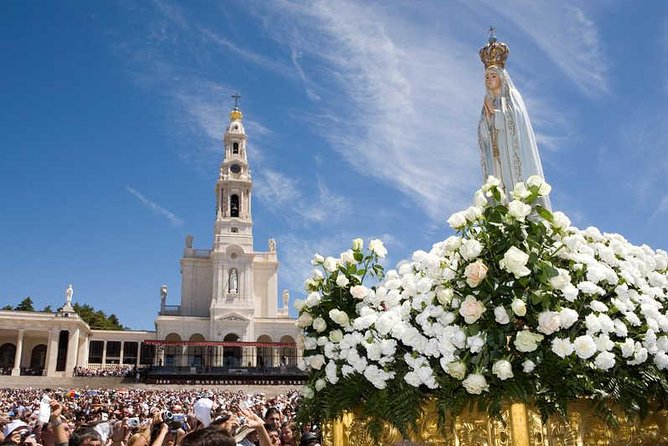 1 fatima full day private guided tour from lisbon by minivan Fátima - Full Day Private Guided Tour From Lisbon by Minivan