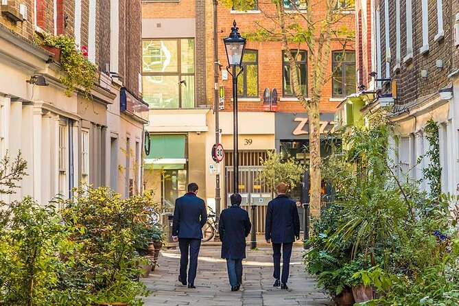 Finding Fitzrovia: A Self-Guided Audio Tour of London