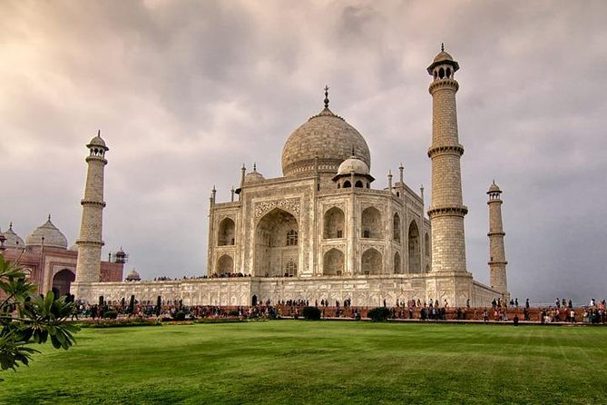 Five Day – Private Luxury Golden Triangle Tour to Agra & Jaipur From New Delhi.