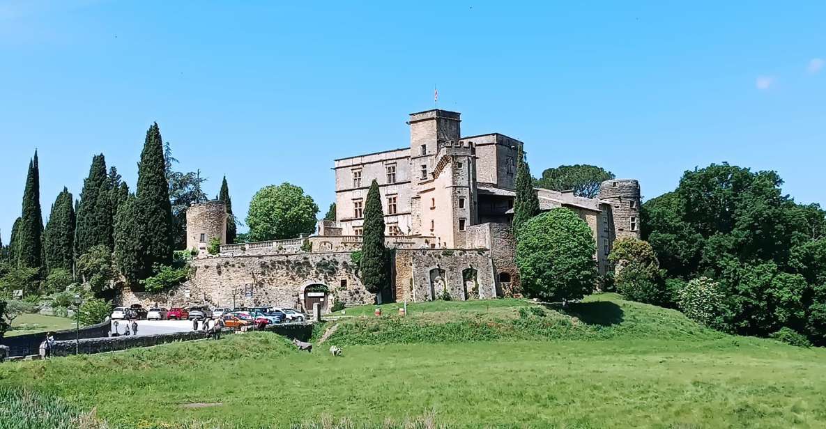 1 from aix en provence luberon perched villages guided tour From Aix-en-Provence: Luberon Perched Villages Guided Tour